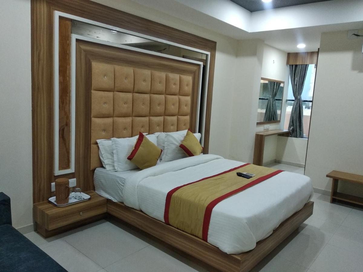 The Nest Residency Hotel อาเมดาบัด ภายนอก รูปภาพ